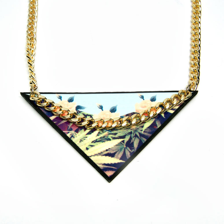 Miss Wax Rosebud Necklace